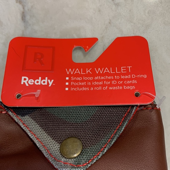 NWT Lot of 2 Reddy Walk Wallet Camo Lead Attachment *BENEFITS RESCUE* - Picture 2 of 4